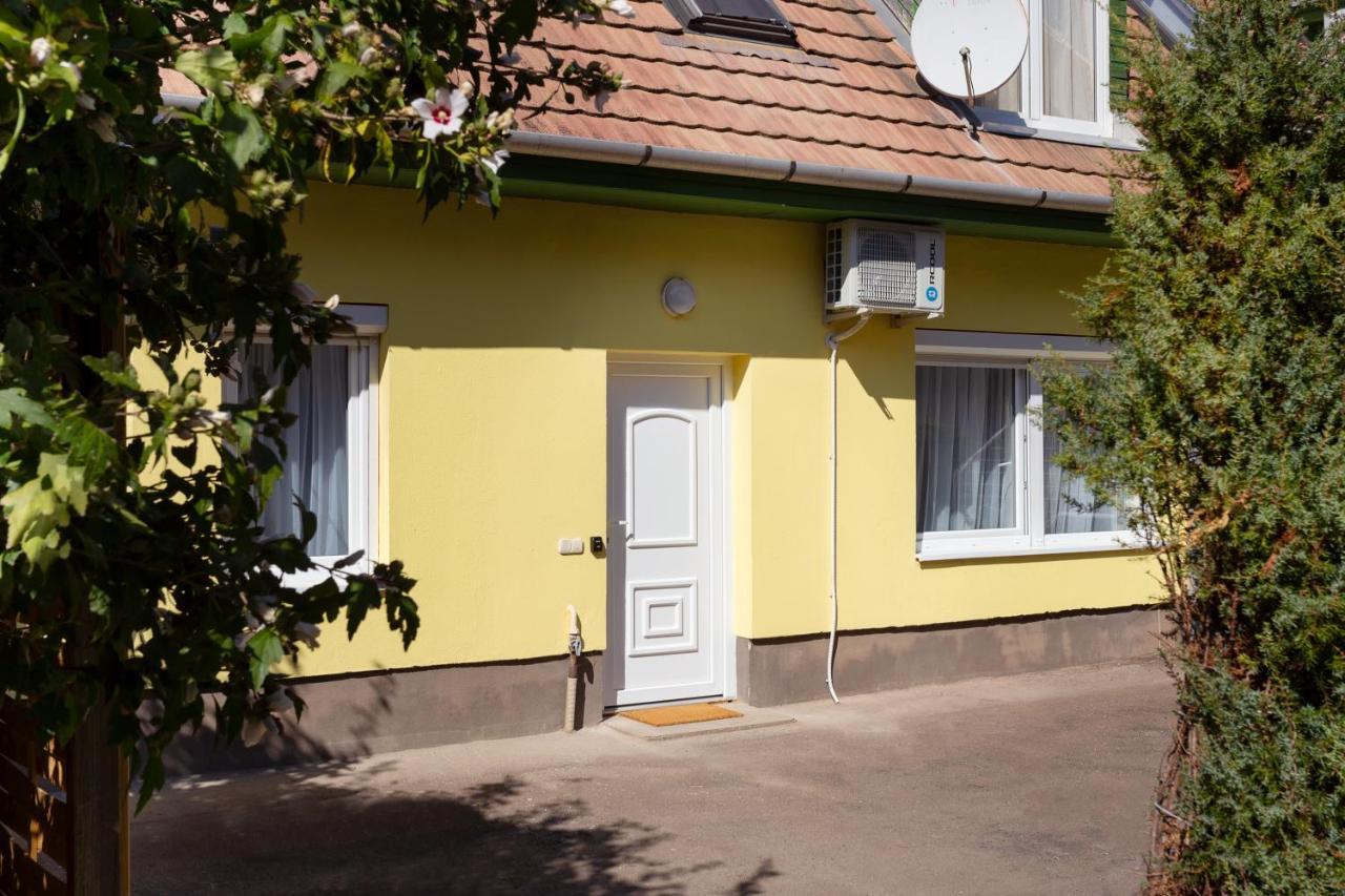 Nadi'S Apartman Eger Luaran gambar